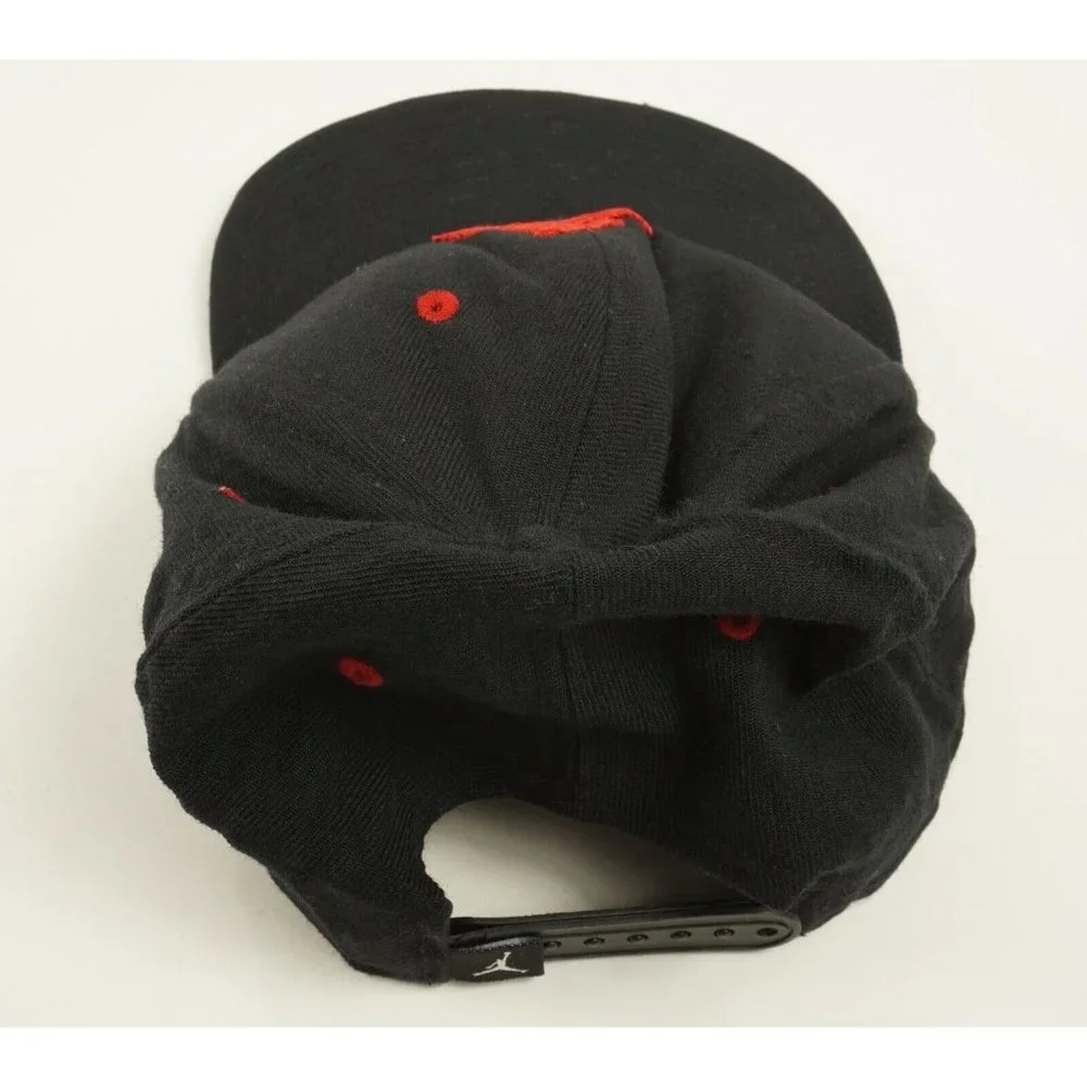 Vintage 90's‎ Michael Jordan Jumpman Solid Black Wool Snap Back Hat Big Logo